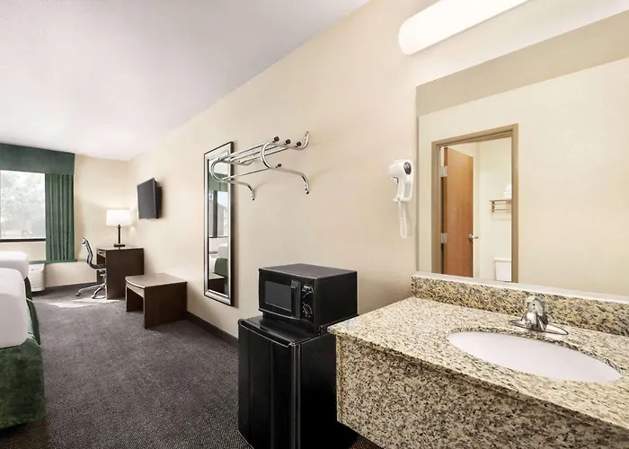 Hotel Travelodge By Wyndham 3*