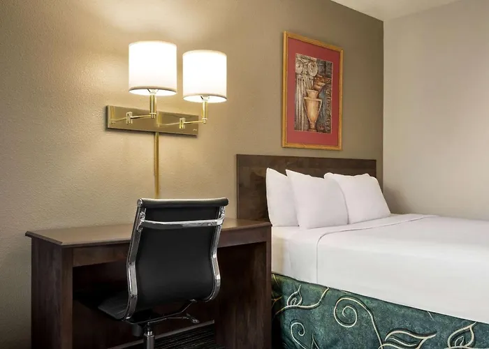 Hotel Travelodge By Wyndham Yuma