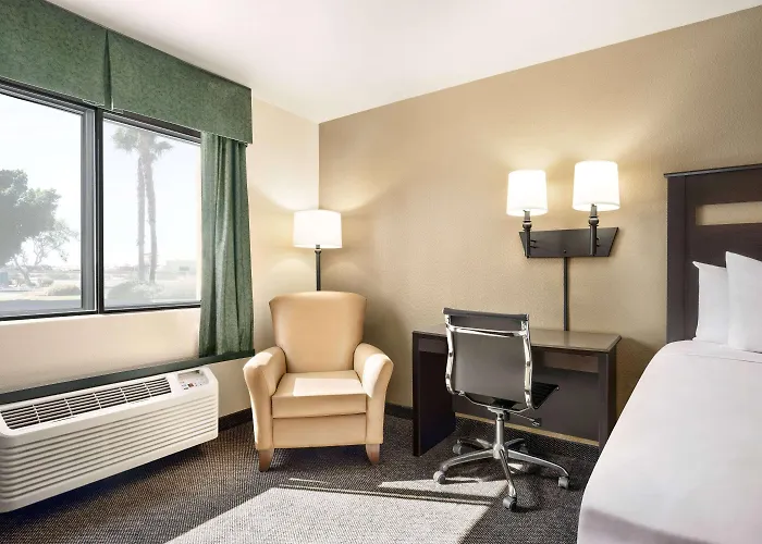 Travelodge By Wyndham Yuma